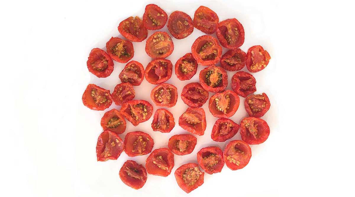  خشک شدن گوجه فرنگی